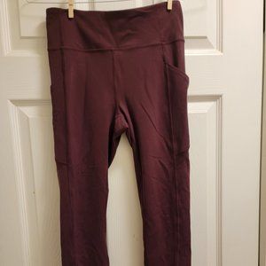 Lululemon matching set! Invigorate Leggings (6) and Energy Bra (4)